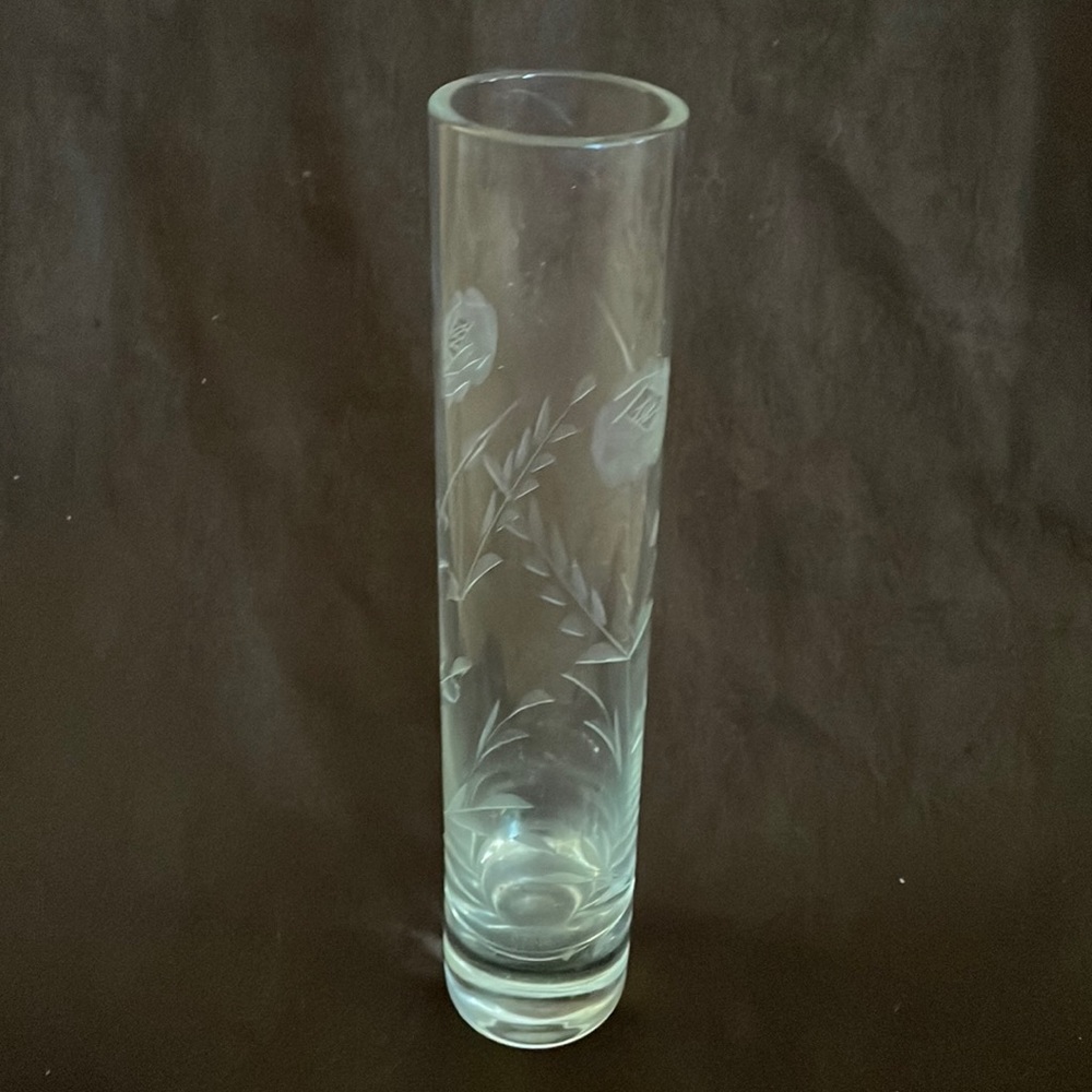 VTG Etched Clear Glass Rose Bud Vase 8”